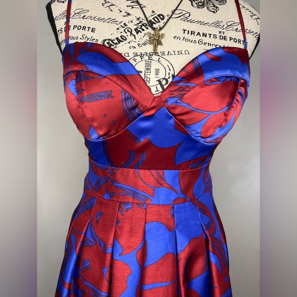 Rubber ducky dress small - Picture 3 of 14